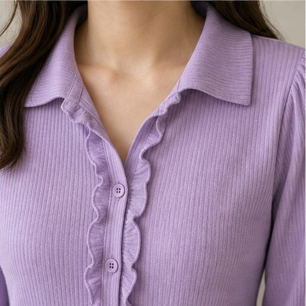 Lilac Button Blouse - Picture 4 of 6